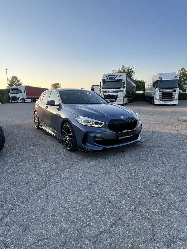 Usata BMW 118 M Sport 150 CV (110 kW) 2021 Grigio Berlina