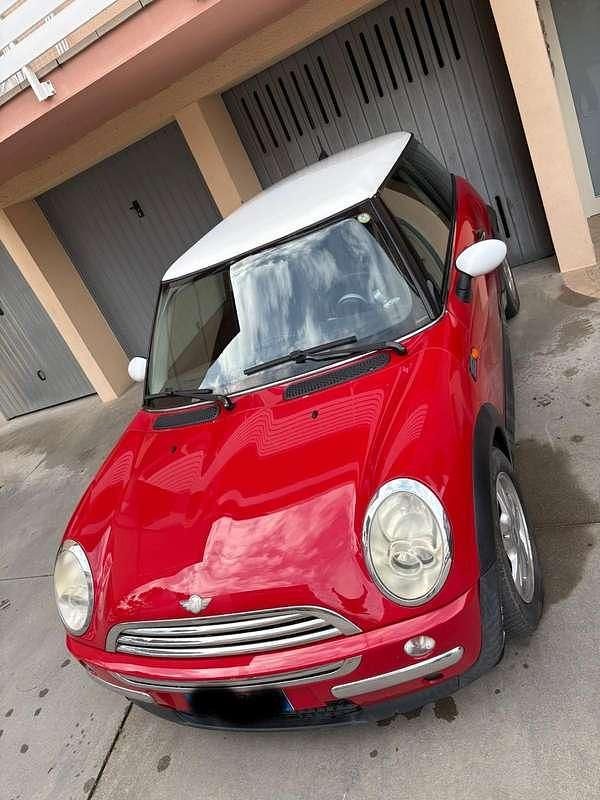 Usata Mini One D 75 CV (55 kW) 2005 Rosso Utilitaria