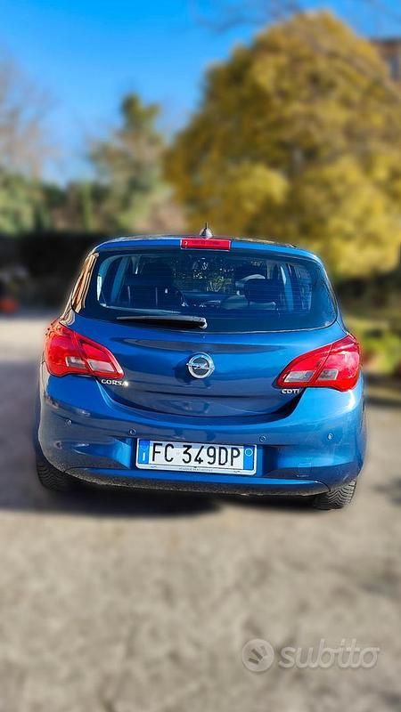Usata Opel Corsa 2016 Blu Utilitaria
