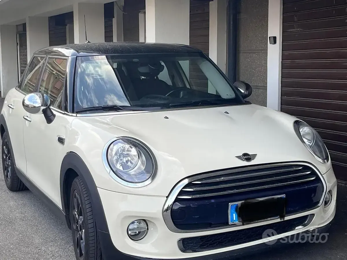 Usata Mini Cooper D 116 CV (85 kW) 2015 Bianco Utilitaria