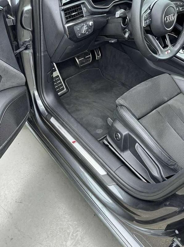 Usata Audi A4 S-Line 190 CV (139 kW) 2020 Grigio Station wagon