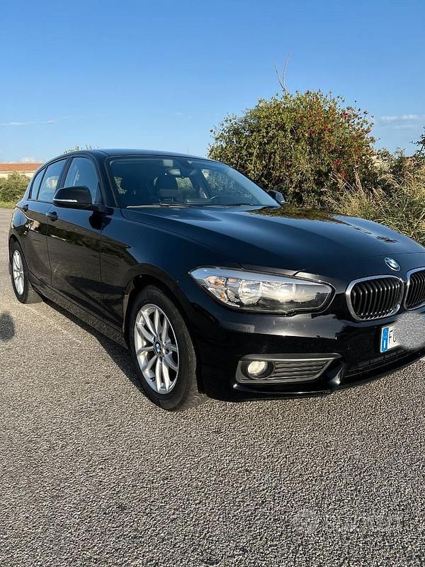 Usata BMW 114 95 CV (69 kW) 2017 Nero Utilitaria