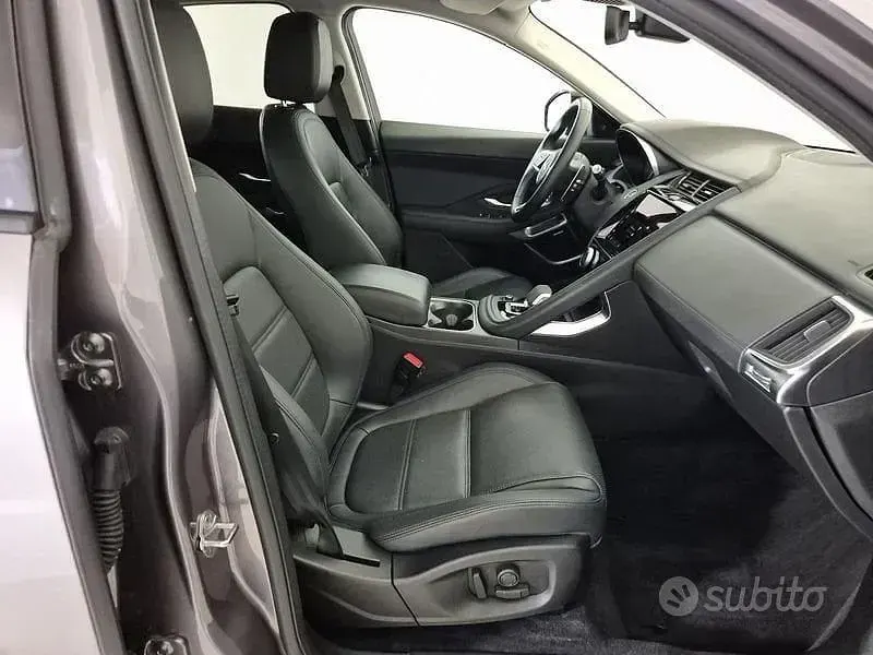 Usata Jaguar E-Pace SE 163 CV (119 kW) 2022 Grigio SUV