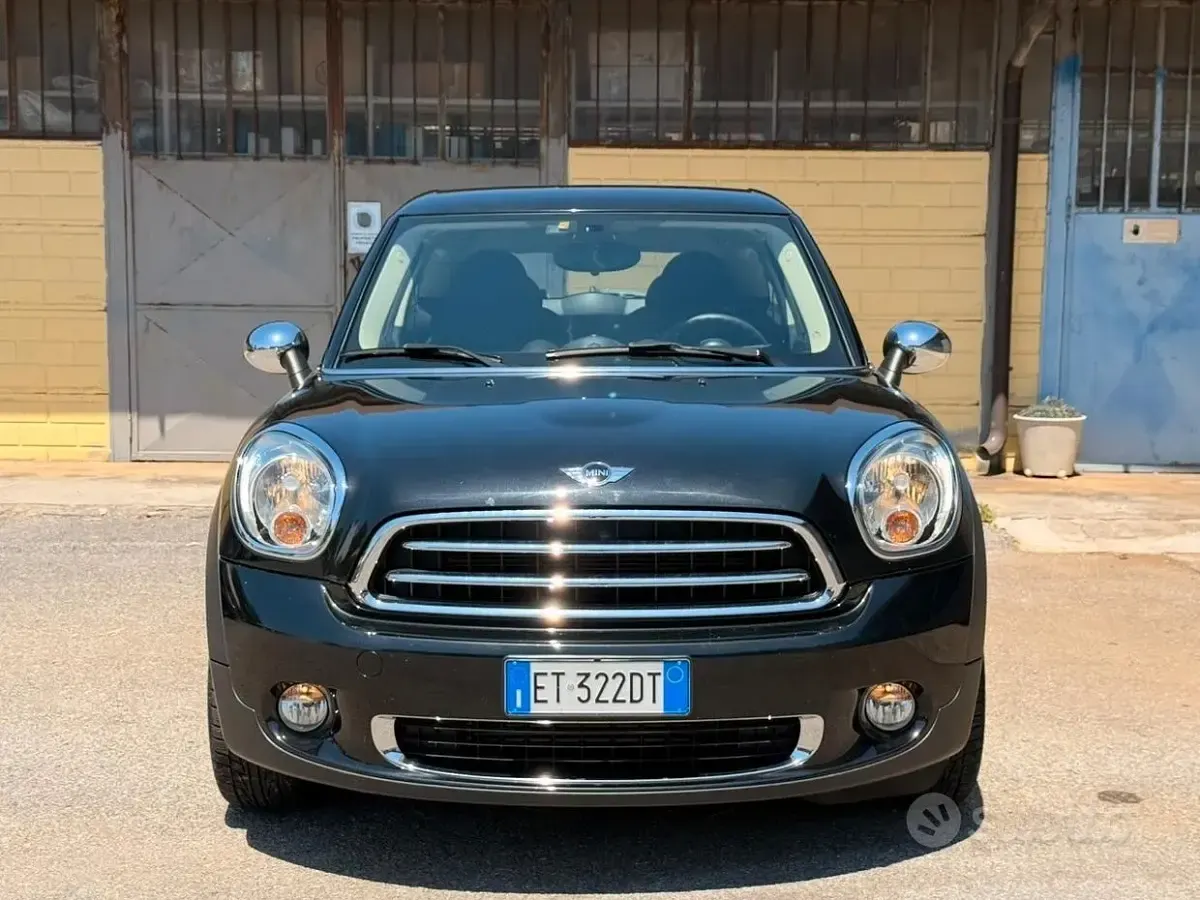 Usata Mini Cooper Coupé 111 CV (81 kW) 2013 Nero Coupé