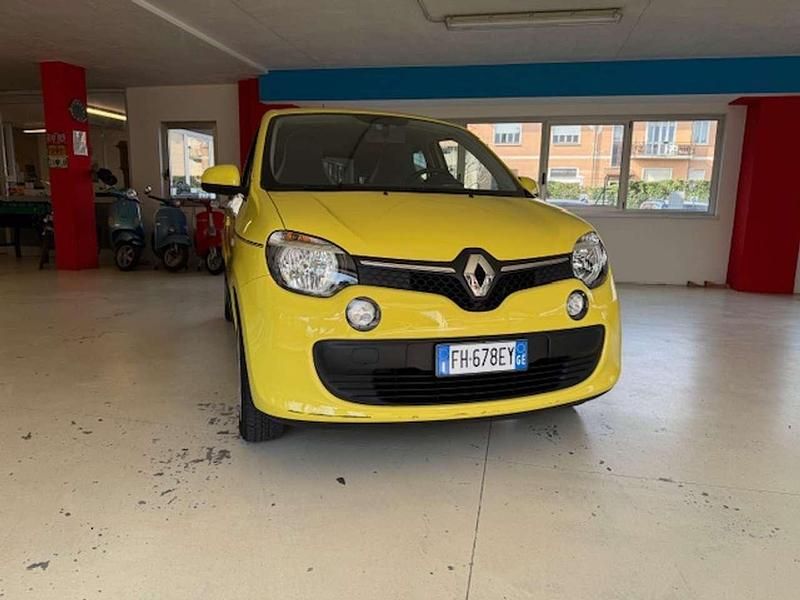 Usata Renault Twingo SE 69 CV (50 kW) 2017 Giallo Utilitaria