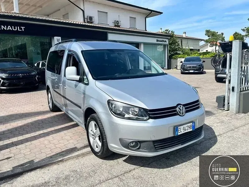 Usata VW Caddy Trendline 109 CV (80 kW) 2012 Grigio Monovolume