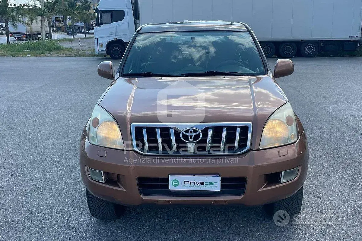 Usata Toyota Land Cruiser 166 CV (122 kW) 2004 Marrone SUV