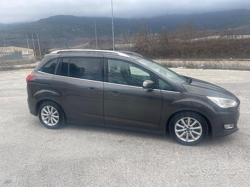 Usata Ford C-MAX Business Edition 120 CV (88 kW) 2017 Monovolume