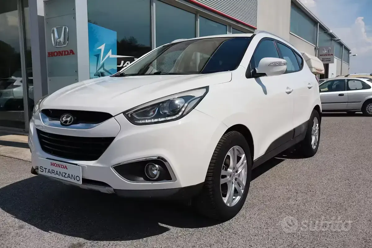Usata Hyundai ix35 Xpossible 115 CV (84 kW) 2014 Bianco SUV