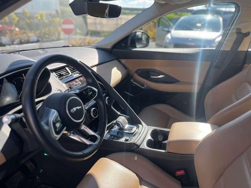 Usata Jaguar E-Pace 163 CV (119 kW) 2022 Argento SUV