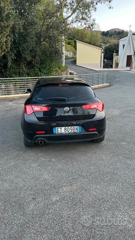 Usata Alfa Romeo Giulietta 105 CV (77 kW) 2013 Utilitaria