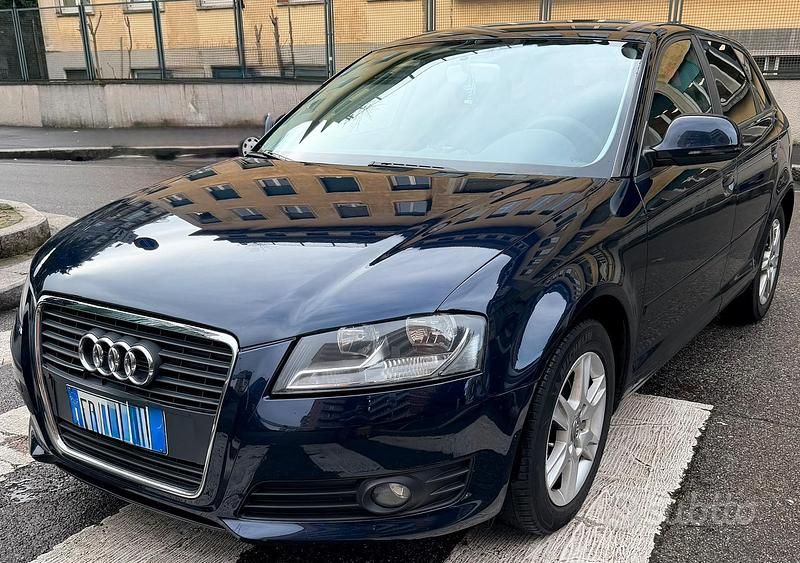 Usata Audi A3 Ambition 125 CV (91 kW) 2010 Blu Utilitaria