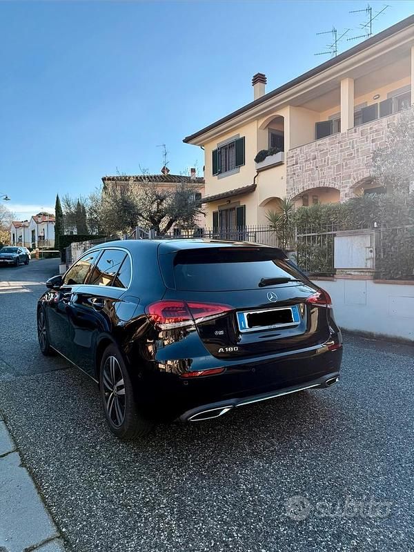 Usata Mercedes A180 Progressive 136 CV (100 kW) 2021 Nero Berlina