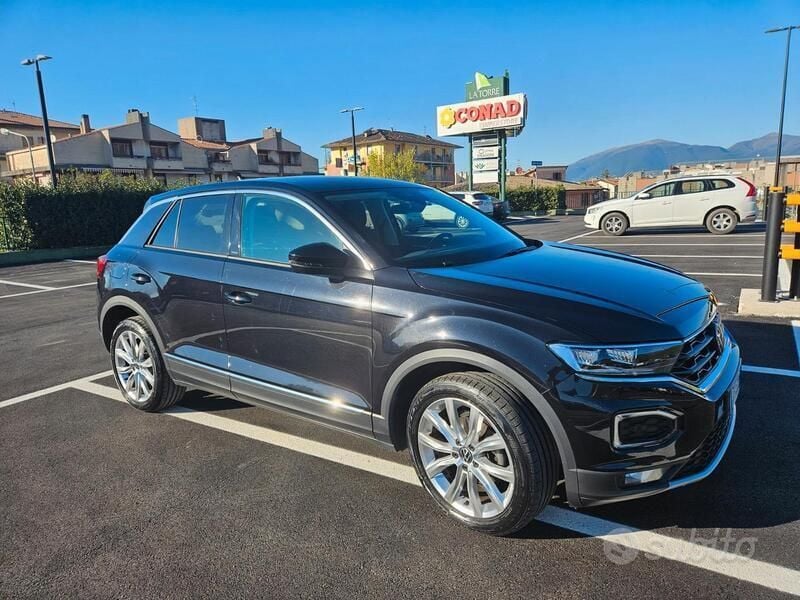 Usata VW T-Roc 116 CV (85 kW) 2021 Nero SUV