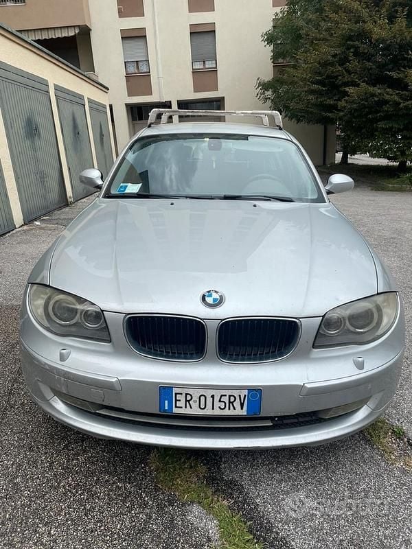 Usata BMW 118 143 CV (105 kW) 2007 Utilitaria