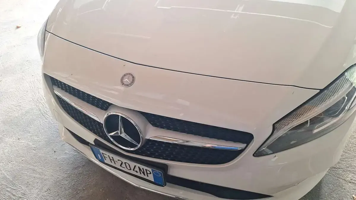 Usata Mercedes A180 Edition 109 CV (80 kW) 2017 Utilitaria