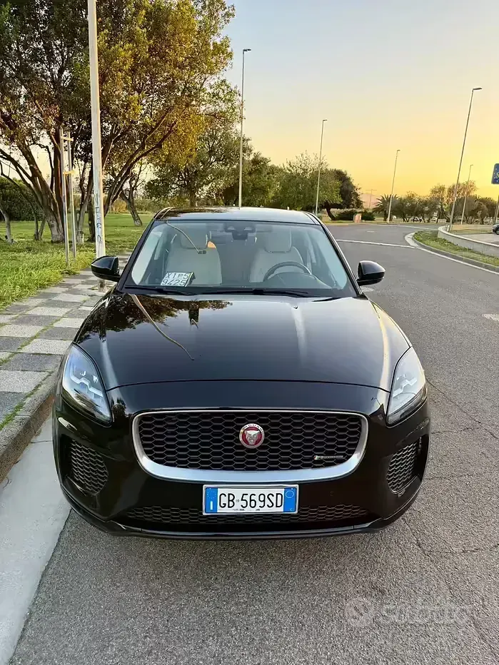 Occasion Jaguar E-Pace R-Dynamic 241 ch (177 kW) 2020 Noir SUV