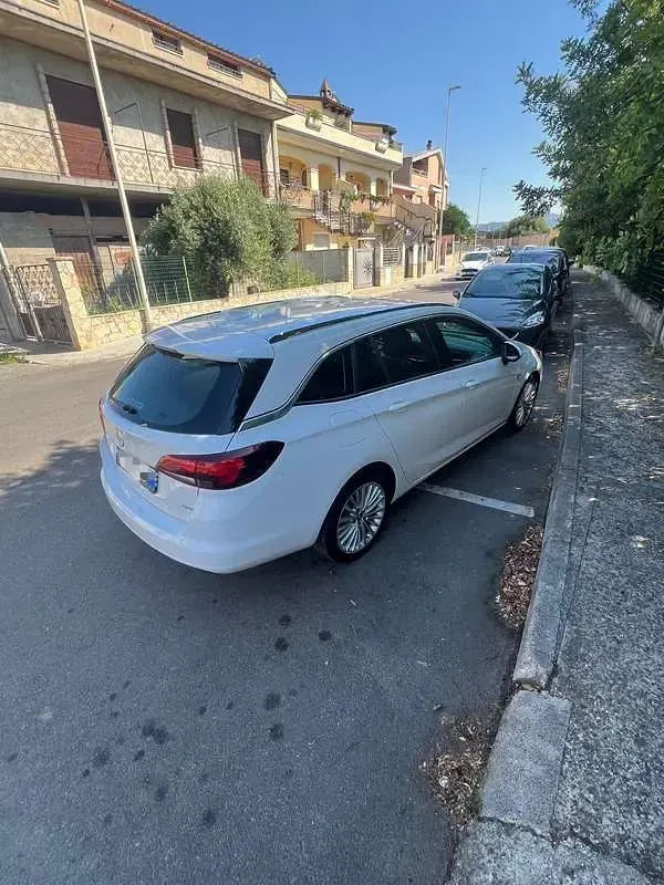 Usata Opel Astra Elegance 125 CV (91 kW) 2018