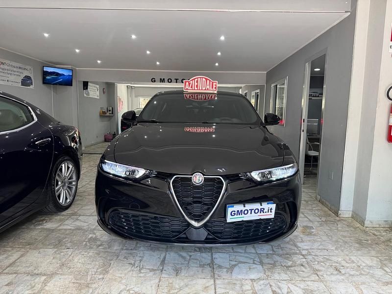 Begagnad Alfa Romeo Tonale Super 131 HK (96 kW) 2023 Svart SUV