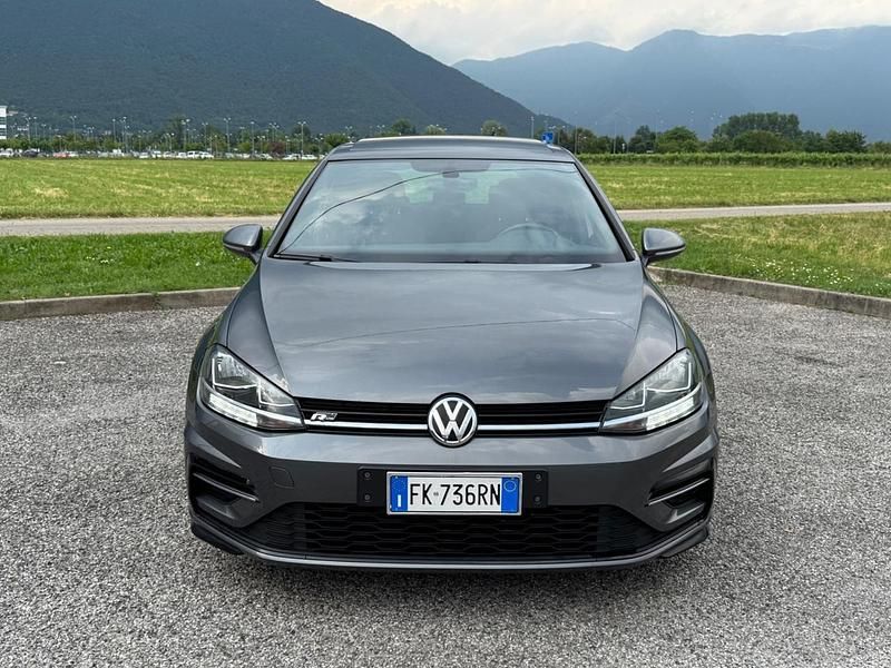 Usata VW Golf VII Executive 149 CV (109 kW) 2018 Grigio Berlina