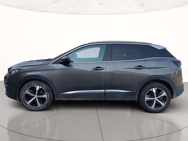 Usata Peugeot 3008 GT-line 131 CV (96 kW) 2019 Verde SUV