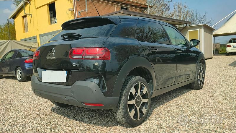 Usata Citroën C4 Shine 100 CV (73 kW) 2018 Other SUV