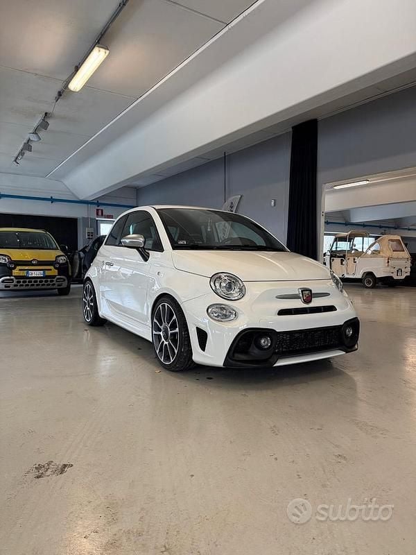 Usata Abarth 595 Turismo 165 CV (121 kW) 2017 Bianco Berlina