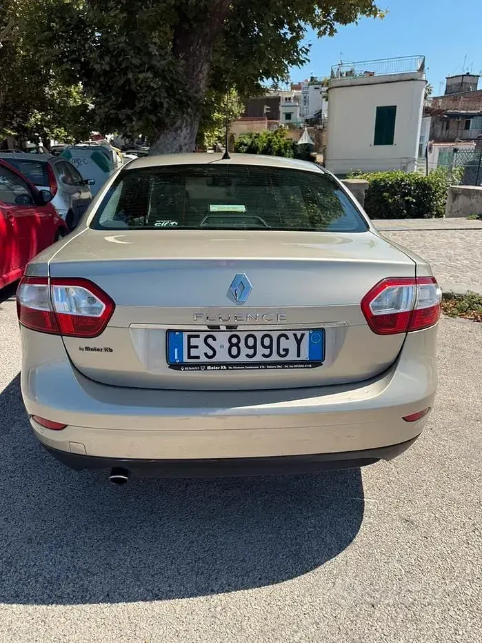 Usata Renault Mégane III 110 CV (80 kW) 2013 Giallo Berlina