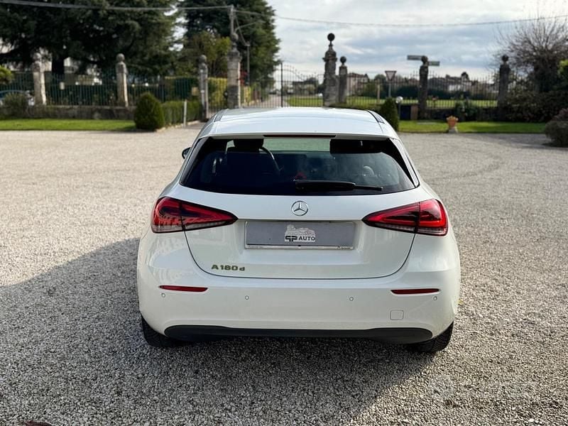 Usata Mercedes A180 116 CV (85 kW) 2018 Bianco Berlina