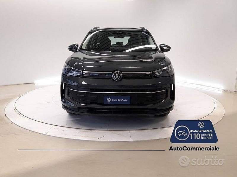 Używany VW Tiguan Life 150 KM (110 kW) 2024 Szary SUV