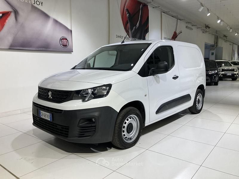 Usata Peugeot Partner Premium 102 CV (75 kW) 2020 Bianco Monovolume