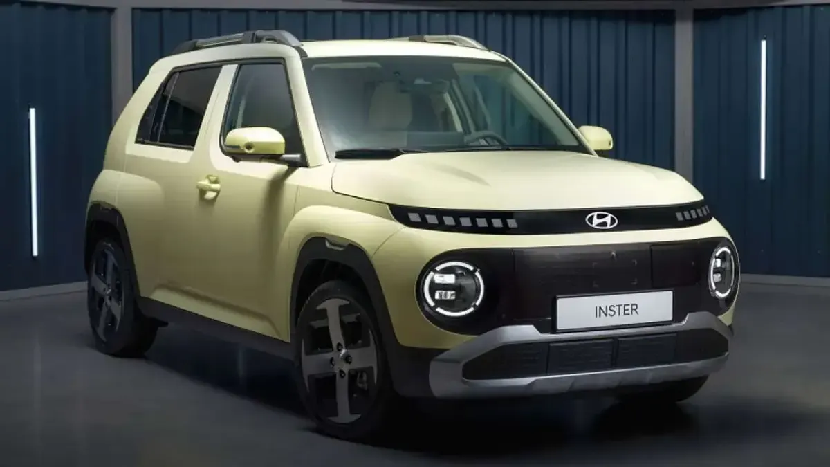 Nuova Hyundai Inster 27 kW (38 CV) 2026 Argento Utilitaria