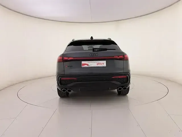 Usata Audi SQ5 Sportback Ambiente 367 CV (269 kW) 2025 Grigio daytona perlato SUV