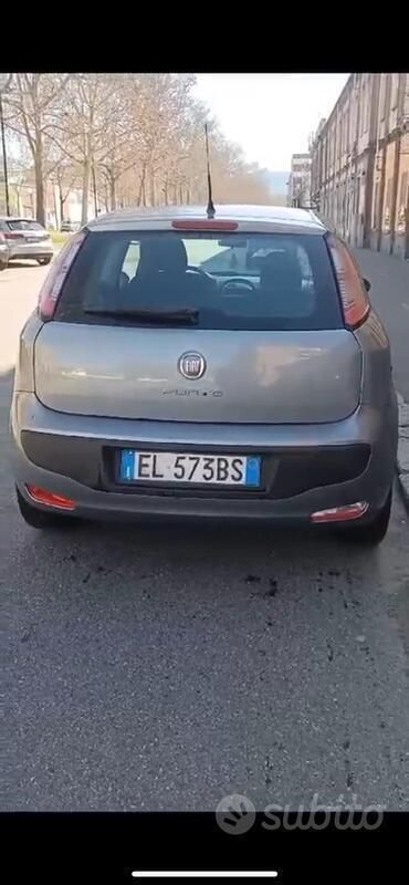 Usata Fiat Punto Evo 75 CV (55 kW) 2011 Grigio Utilitaria