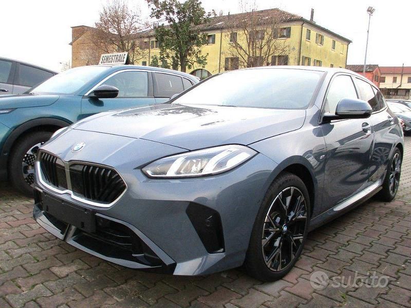Usata BMW 118 M Sport 150 CV (110 kW) 2025 Grigio Utilitaria