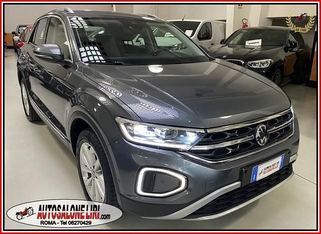 Usata VW T-Roc Style 150 CV (110 kW) 2023 Grigio SUV