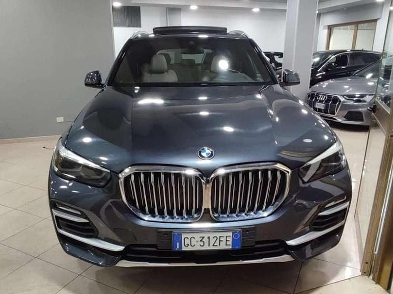 Grigio Usata 2020 BMW X5 xLine SUV | 44.900 € (Buon prezzo) - Immagine 1/4