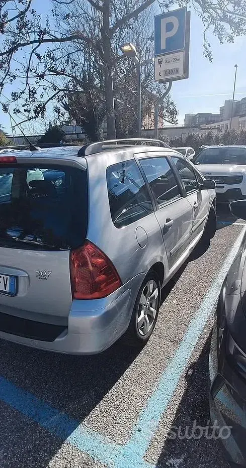 Usata Peugeot 307 90 CV (66 kW) 2007 Grigio Station wagon