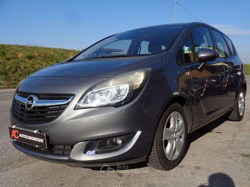 Usata Opel Meriva 101 CV (74 kW) 2016 Grigio Monovolume