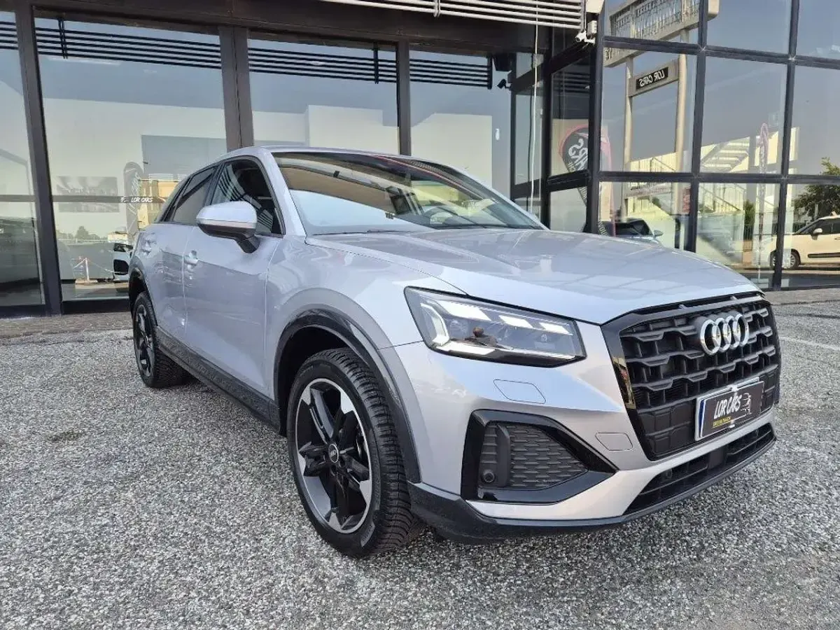 Usata Audi Q2 116 CV (85 kW) 2022 Argento SUV