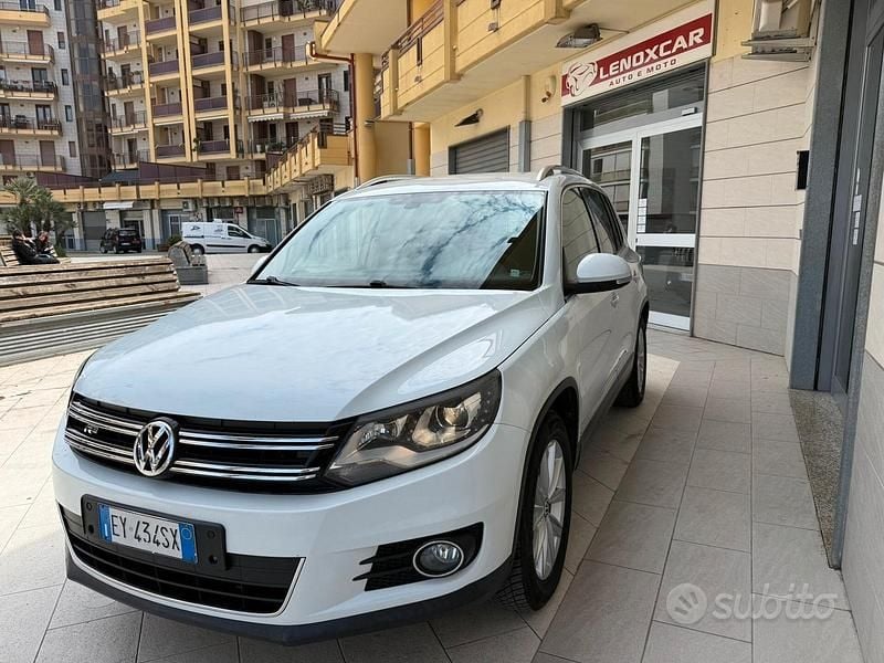 Usata VW Tiguan R-line BlueMotion 140 CV (102 kW) 2015 Bianco SUV