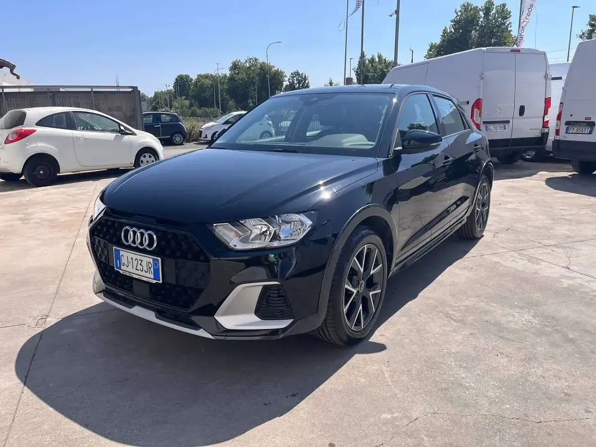 Usata Audi A1 Admired 110 CV (80 kW) 2022 Nero SUV