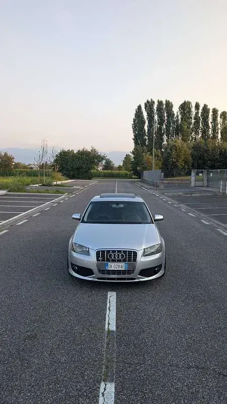 Usata Audi S3 Sport 265 CV (194 kW) 2007 Argento Utilitaria