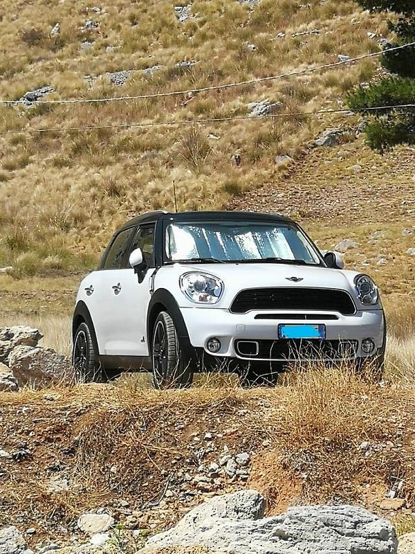 Usata Mini Cooper S 184 CV (135 kW) 2011 Bianco Utilitaria