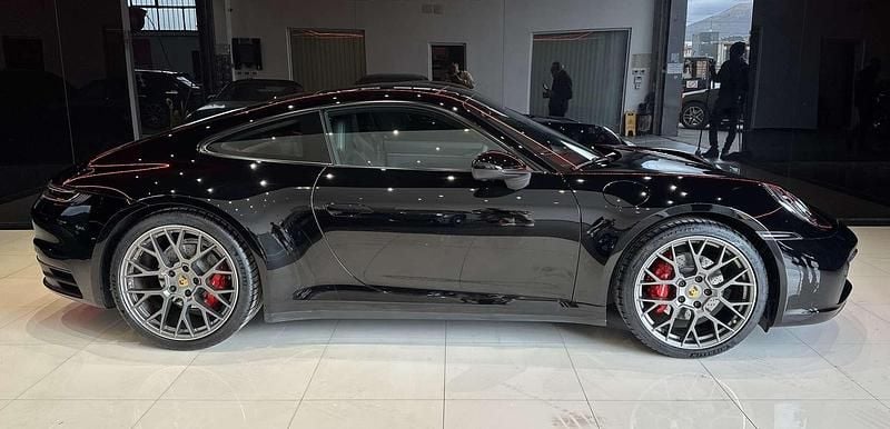 Usata Porsche 911 Carrera 443 CV (325 kW) 2020 Coupé