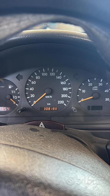 Usata Mercedes ML270 2000 Nero SUV