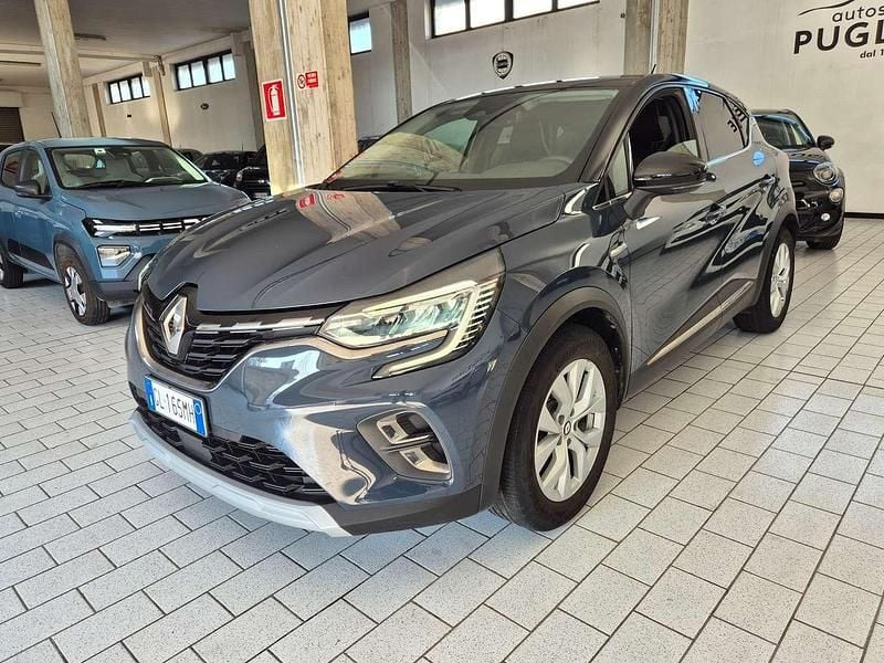 Usata Renault Captur Intens 101 CV (74 kW) 2022 Blue intens/nero SUV