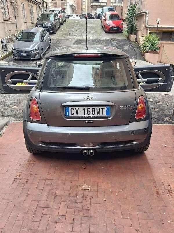 Usata Mini Cooper S 163 CV (119 kW) 2006 Argento Utilitaria
