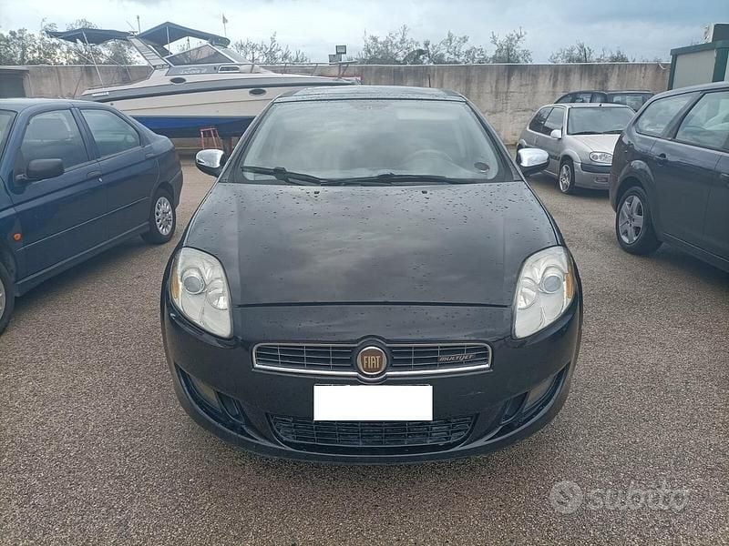 Usata Fiat Bravo Dynamic 105 CV (77 kW) 2008 Nero Utilitaria
