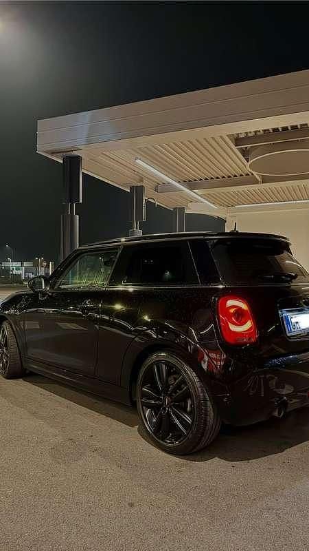 Usata Mini ONE 75 CV (55 kW) 2019 Nero Utilitaria